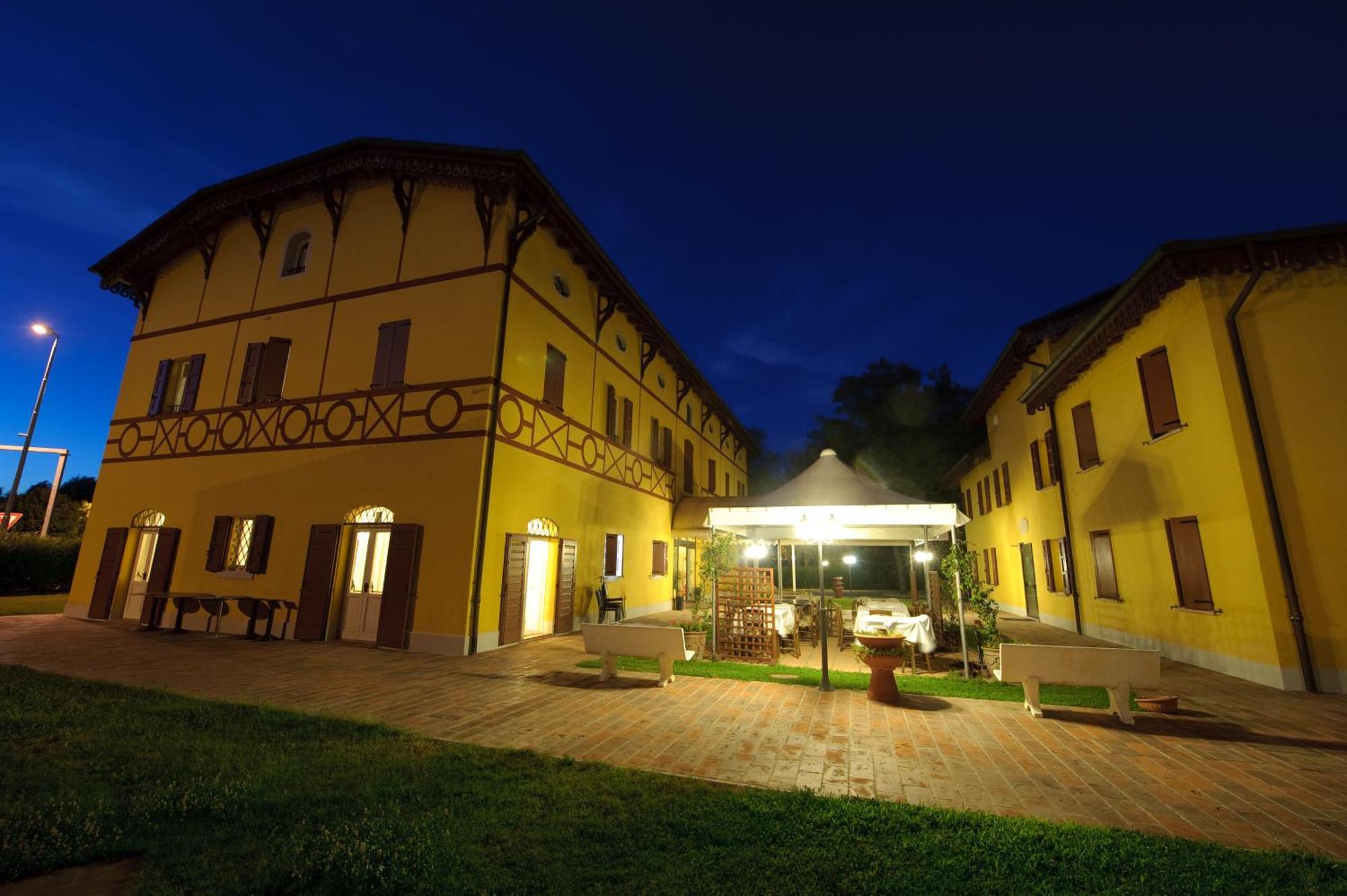 Corte Degli Estensi Formigine Exterior foto